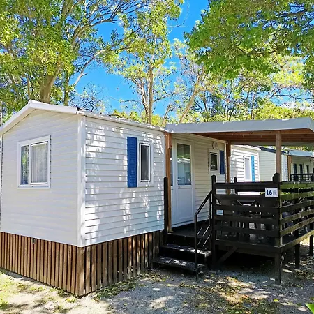 Camping La Chicanette Campsite Saint-Gilles (Gard)