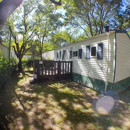 Camping La Chicanette Campsite Saint-Gilles (Gard)