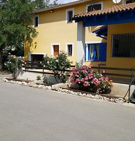 Campsite Camping La Chicanette Saint-Gilles (Gard)