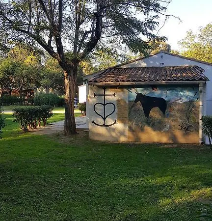 Camping La Chicanette Campsite 3*