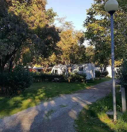 Camping La Chicanette 3*